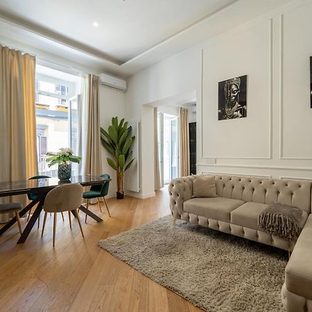 Aristocrat Chiaia Bridge Apartment Naples Exterior photo